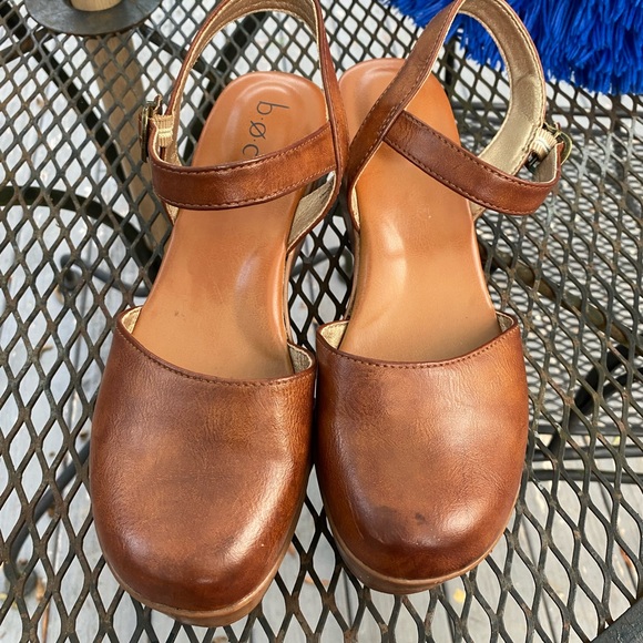 boc Brown Leather Mules - Picture 2 of 5